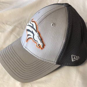 39Thirty L/XL Gray Denver Broncos hat, like new